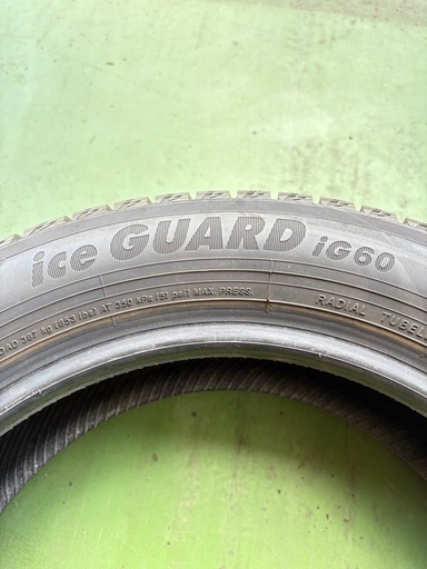スタッドレス　ヨコハマ　IG60 155/65R14