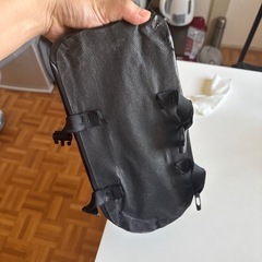 自転車の後ろのサドルの画像