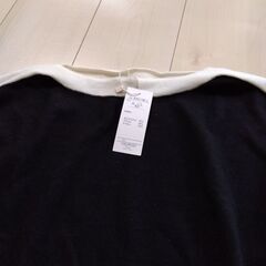 ボートネック　ニット　タグ付き新品　Mの画像