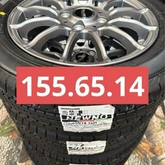 ㉜155/65R14新品タイヤ4本と中古美品ホイールとナット付きの画像