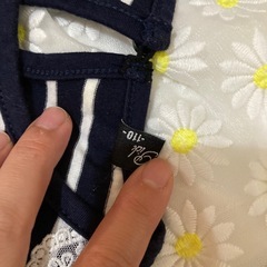 ⑧花柄ボーダートップス　110cmの画像