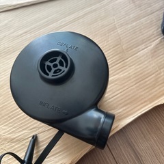  Quechua コンパクト電動ポンプ（充電式）の画像