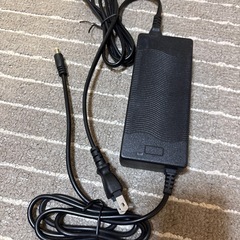 電動自転車　充電器の画像