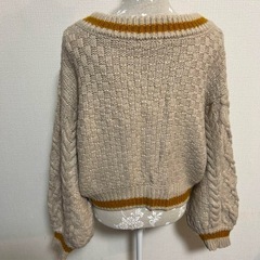 《美品》Heather vネックニットの画像
