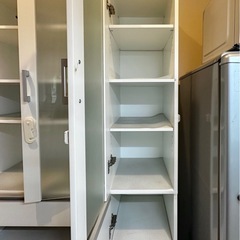 美品 ニトリ食器棚の画像