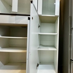 美品 ニトリ食器棚の画像