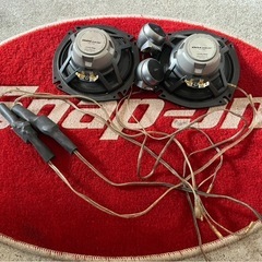 車のスピーカー