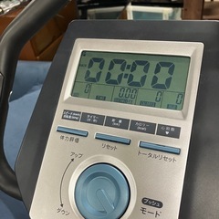 ロ 2510-160 ALINCO FITNESS PRO. AF6200 通電確認済み　キズ汚れ有りの画像