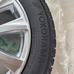スタッドレスタイヤ 185/60R15185/60R15の画像