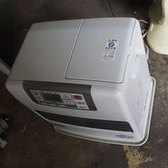 石油ファンヒーター，美品、通電確認済み、デカタンクの画像