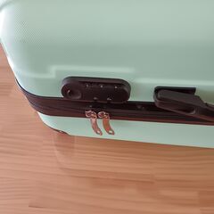 スーツケースの画像