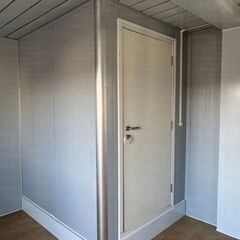 仮設住宅、プレハブ住宅、店舗、仮設ハウス、プレハブハウス、現場事務所、受付室はカスタマイズ可能です。トイレとシャワーもございますの画像