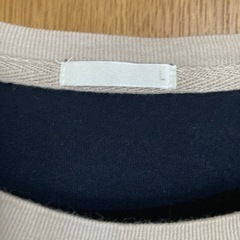 11.美品　GU 半袖カットソーの画像