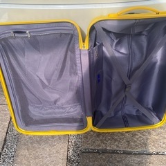 キャリーケース🍋ビタミンカラー🍋国内旅行　　災害時持ち出し用に。　の画像