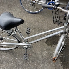 通勤通学用自転車27インチの画像