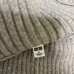 UNIQLO ニット　ベスト　未使用の画像