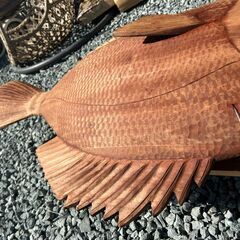 大型 木彫りの魚】天然木 ハンドメイド 彫刻 オブジェ 幅118cmの画像