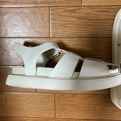 GRLサンダルの画像