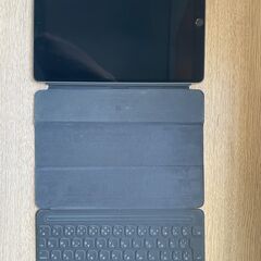iPad Air 第3世代 64GB + Smart keyboard(Apple純正) セットの画像