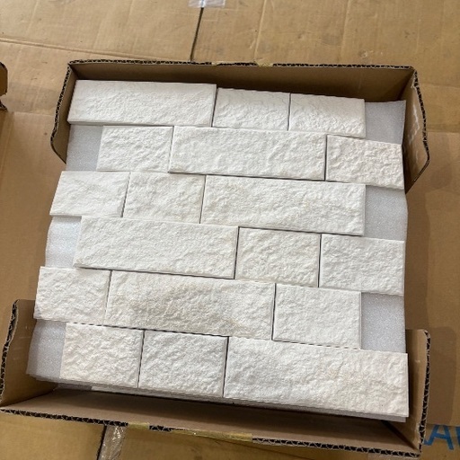 【新品】エコカラット LIXIL ルドラ　11枚