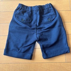 キッズ　ズボン（95cm）とベスト（100cm）セットの画像