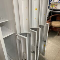 ★来店限定★　8人用スチールロッカー　鍵欠品あり　の画像