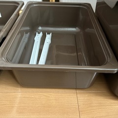 レール付き収納ボックスの画像