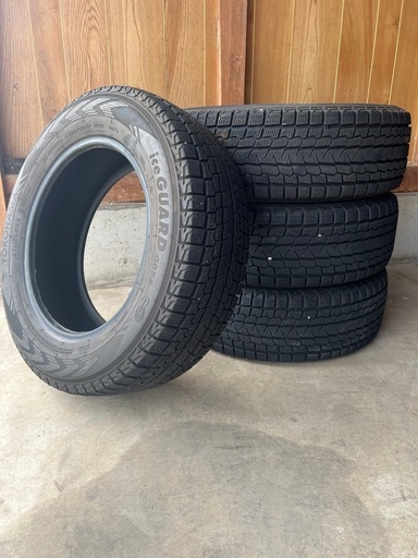 組み換え無料中古スタッドレスタイヤ225/65R17 102Q ヨコハマGO75