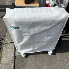 DeLonghi オイルヒーターの画像