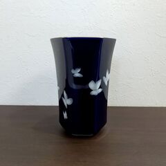 香蘭社/ 六角/ 花瓶/ ルリ/ 蝶々/ フラワーベース/磁器/ 陶磁器/ 花器/ 工芸/ インテリア/ 古美術/ 工芸品 C0EX01050の画像
