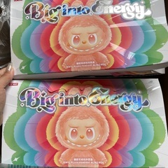 ラブブ　THE MONSTERS Big into Energy LABUBU の画像