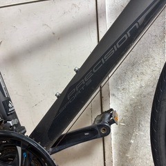 Precision sportsクロスバイク マットグレーの画像