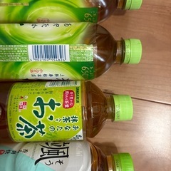 お茶　ペットボトル飲料　の画像