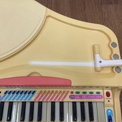 グランドピアノ　おもちゃの画像