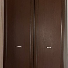 折れ戸　クローゼット　扉　ドア　ダークブラウン の画像