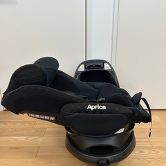Aprica チャイルドシートの画像