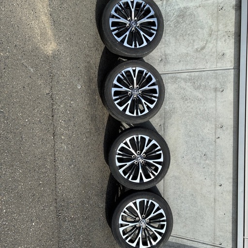 トヨタ 純正 ヤリスクロスブラック/ポリッシュ 7J/+50 PCD 114.3 エスティマ ノア ヴォクー 等にも