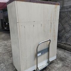 スチール物置の画像