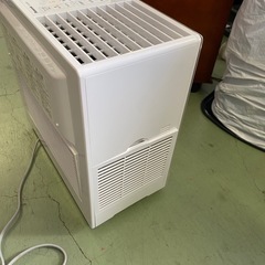○東111 Panasonic 気化式加湿器 FE-KXT07 2020年製の画像