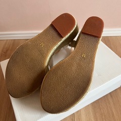 美品⭐︎ウェッジソールサンダル⭐︎Mサイズの画像
