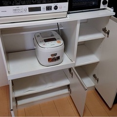 ニトリ　食器棚の画像