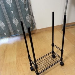 机＆収納ラックの画像