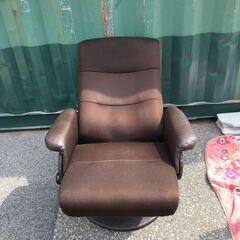 JM20329Yニトリパーソナルチェア ・外寸 　幅：約73cm 高さ：約99cm 奥行：約122cm中古品【取りに来られる方限定】の画像