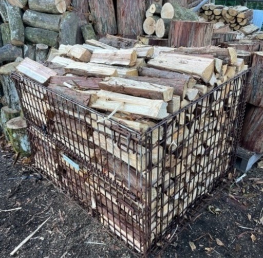 針葉樹　1㎥　薪ストーブ