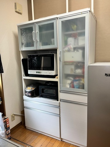 【お譲り先決定】美品　 食器棚