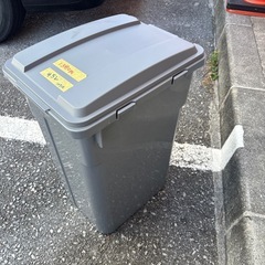 【ゴミ箱】【45L】クリーニング済み【管理番号10710】野の画像