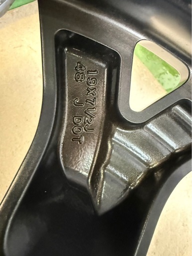 ミニオンズスバル　フォレスター　19インチ　TURANZA EL450 スバルフォレスター19インチTURANZA EL450 235/50R19 (つぶつぶ