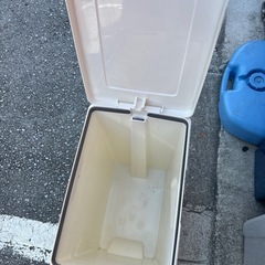 【ゴミ箱】【45L】残り在庫数2点★クリーニング済み【管理番号10710】野の画像
