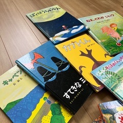 お取引決定❗️絵本などまとめ売りの画像