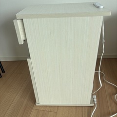 小さな棚
の画像